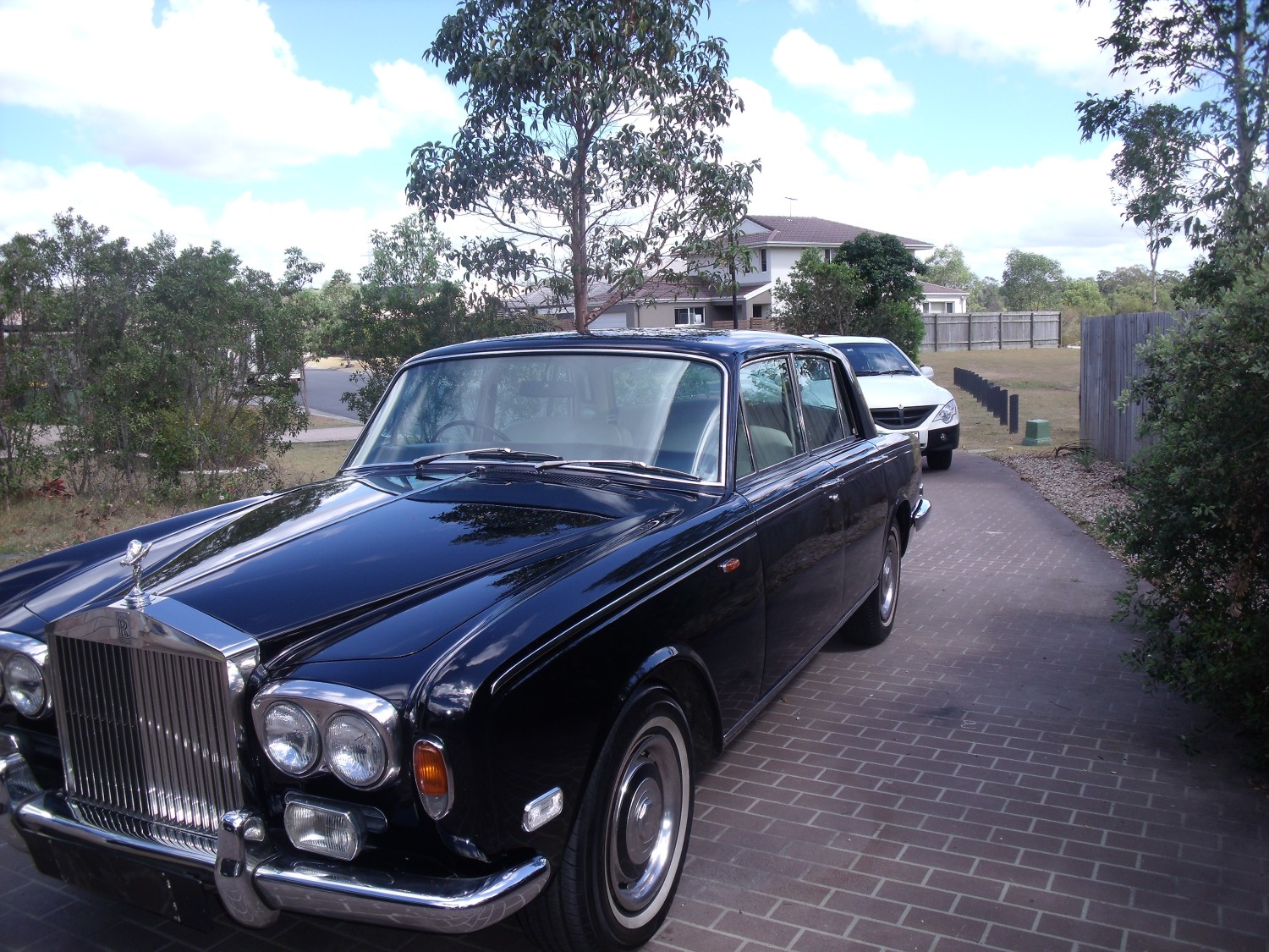 1973 Rolls-Royce SILVER SHADOW - lovemyrolls - Shannons Club