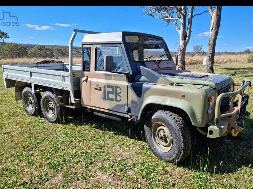 Land Rover Perinte 1997 Land Rover Perentie 6x6 - Glenntavener - Shannons Club