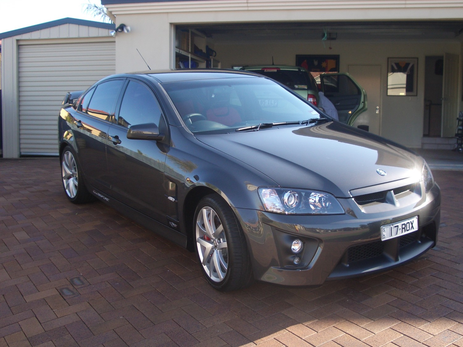 2007 HSV Clubsport R8 VE - Maverick - Shannons Club