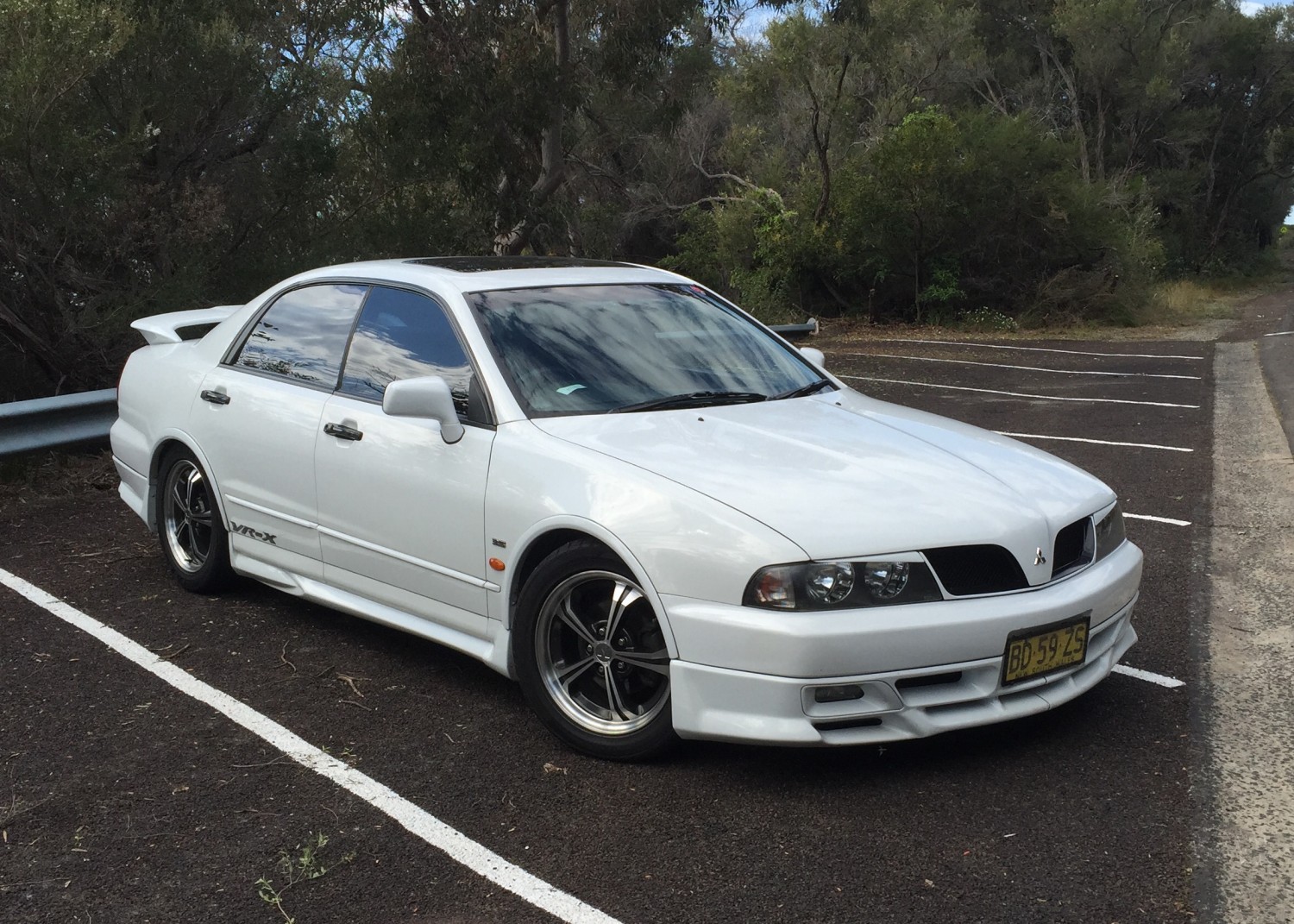 2002 Mitsubishi Magna VR-X - Patrick62 - Shannons Club