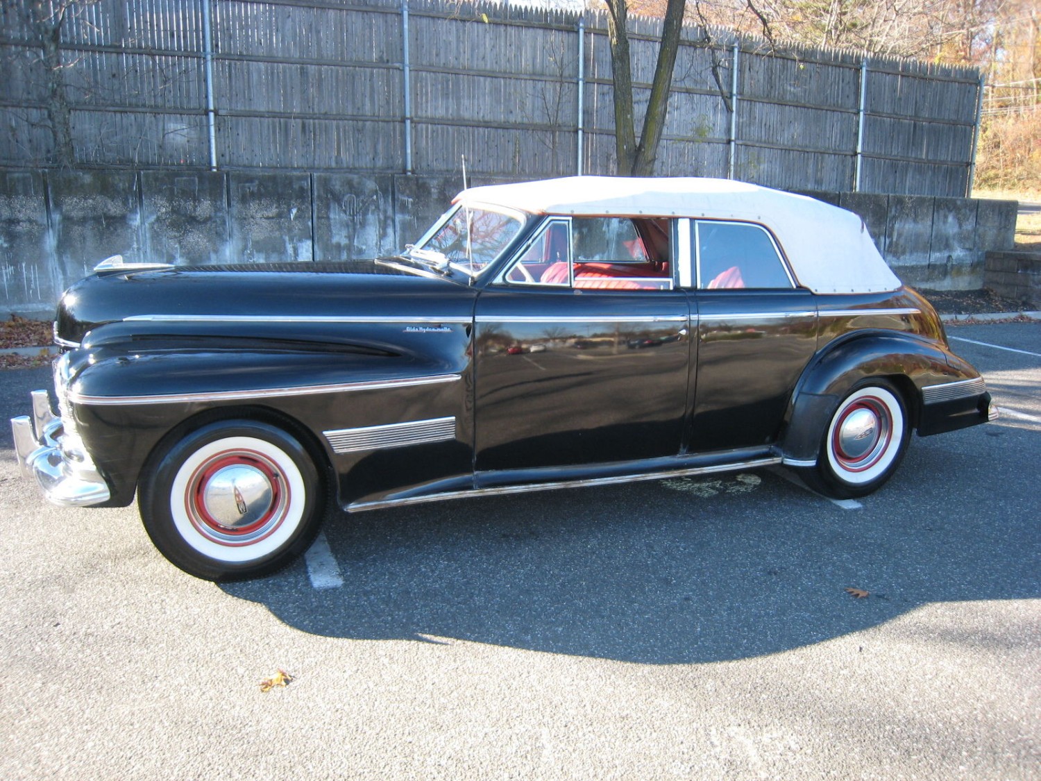 1941 Oldsmobile 98 Custom Cruiser Phaeton