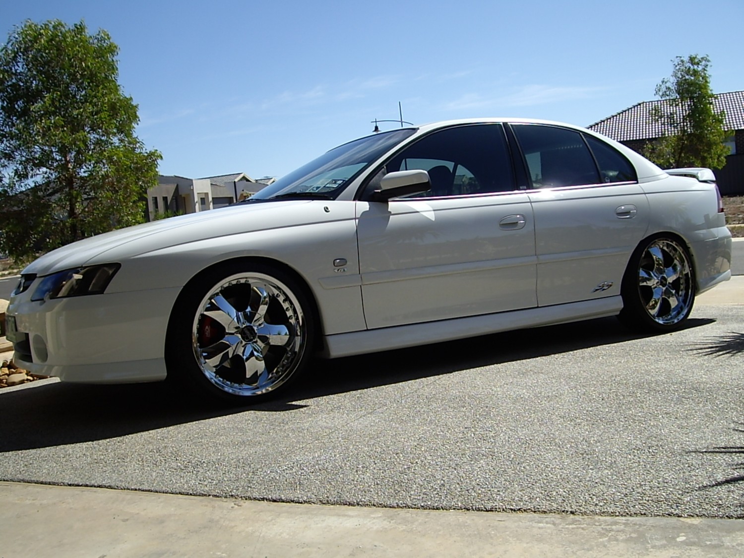 2004-holden-vy-ss-series-2-commodore.jpg