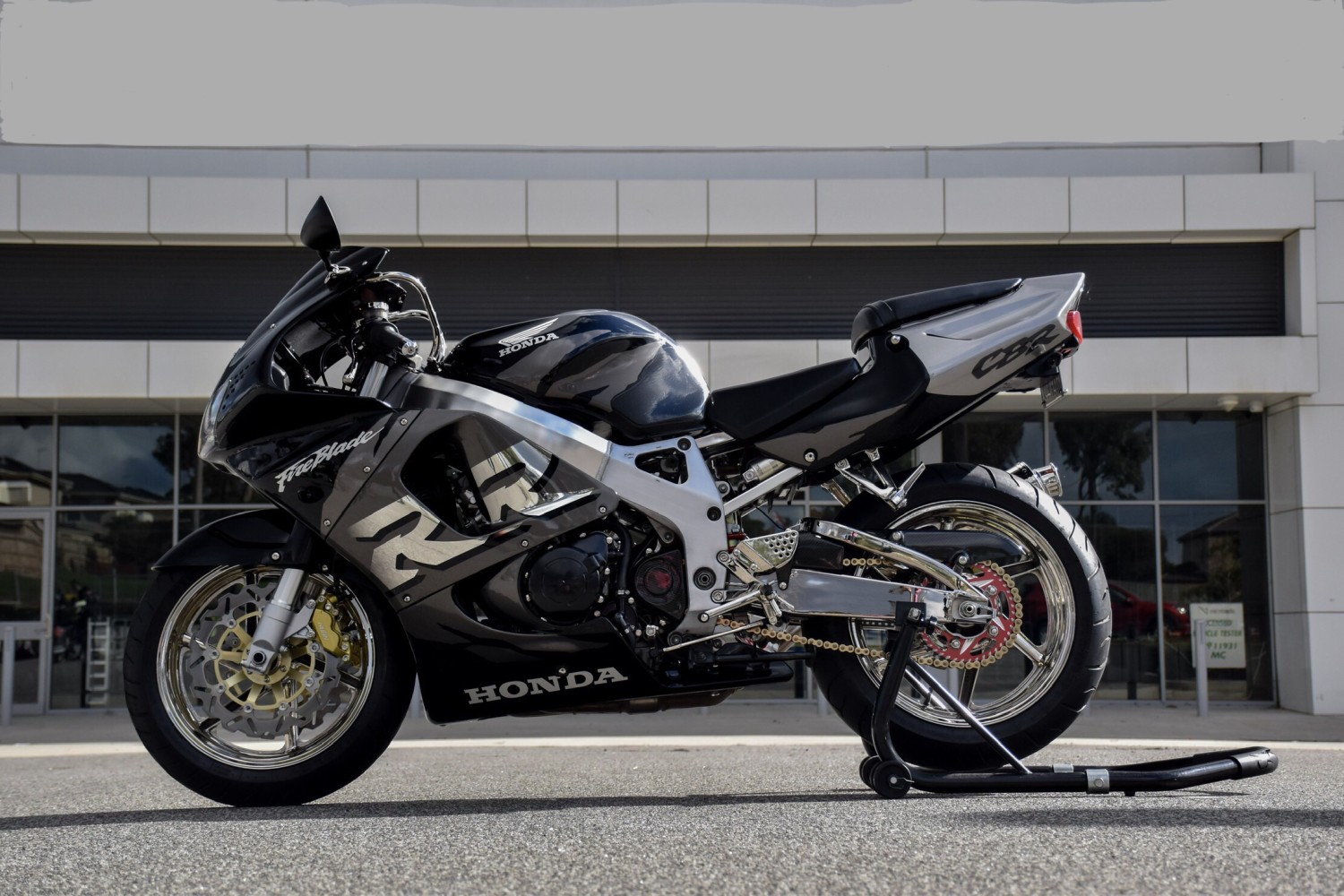 Honda cbr 919 fireblade