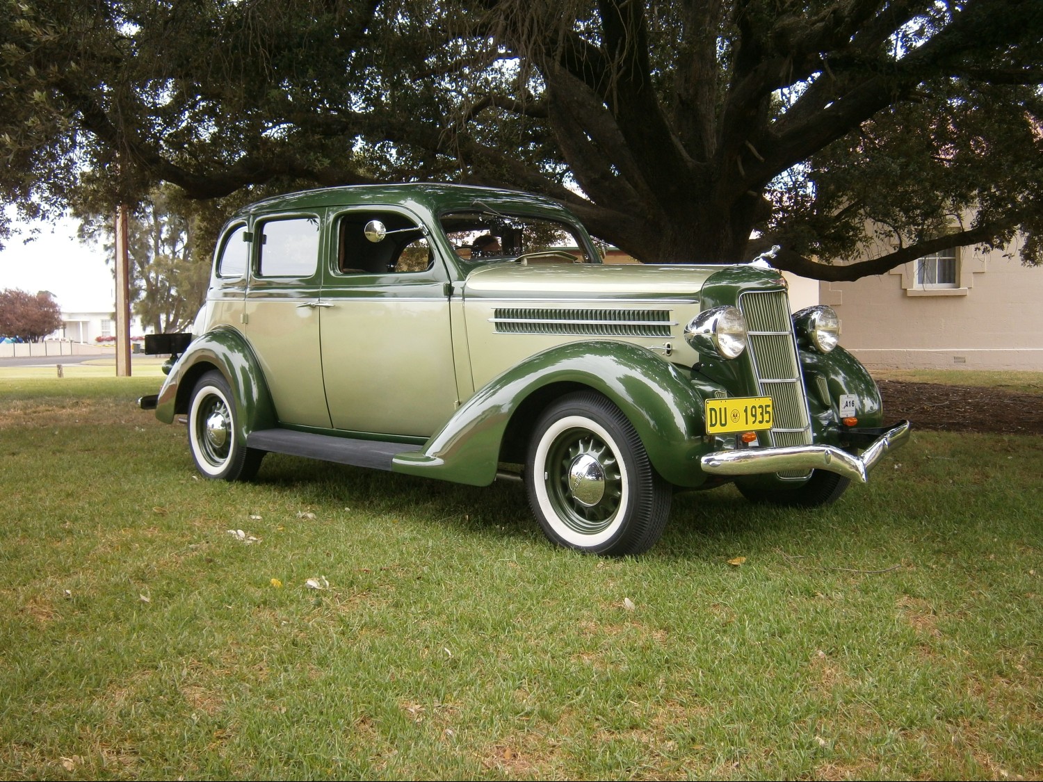 1935 Dodge DU