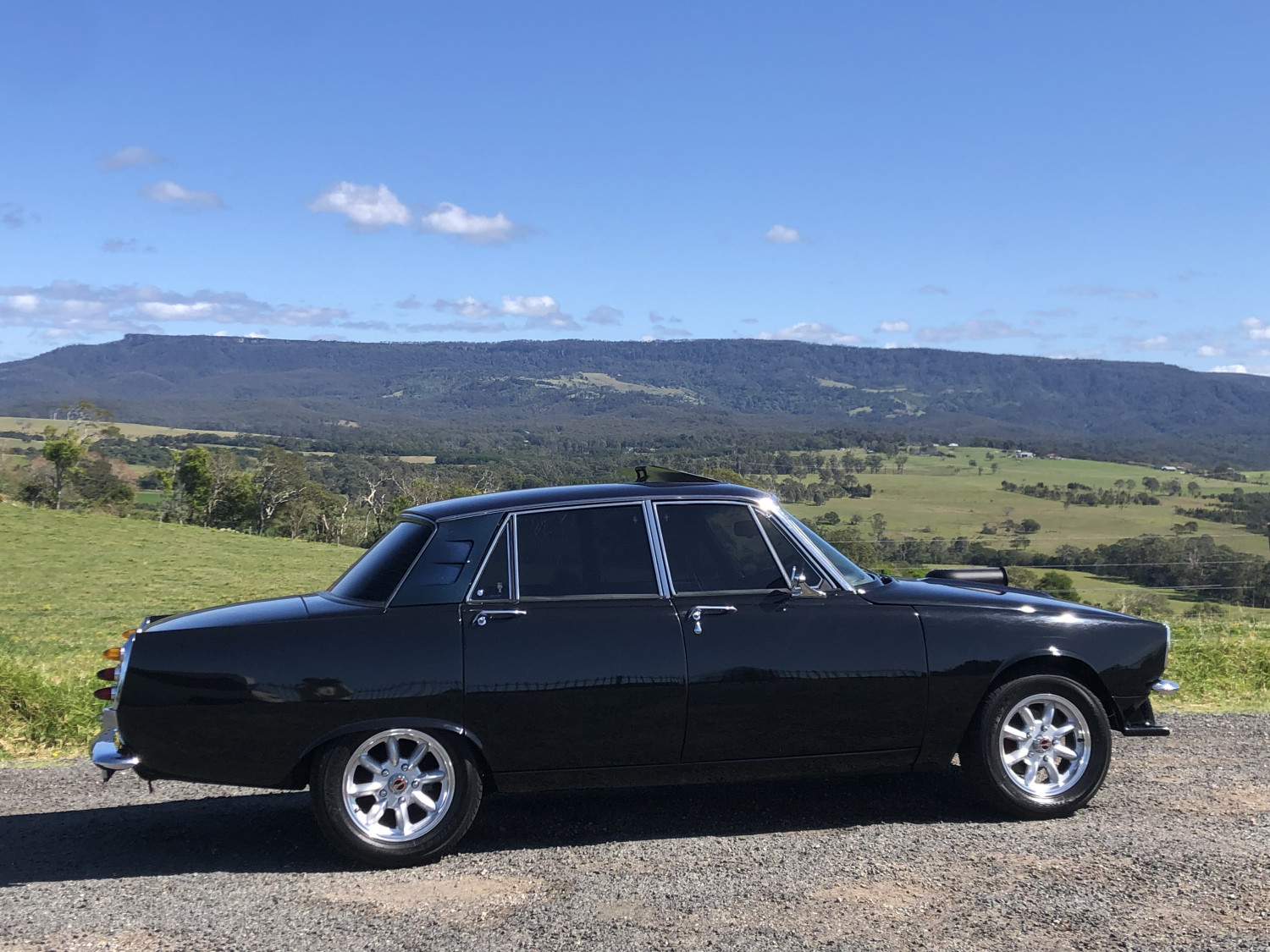 1976 Rover P6 - Rustygirl - Shannons Club
