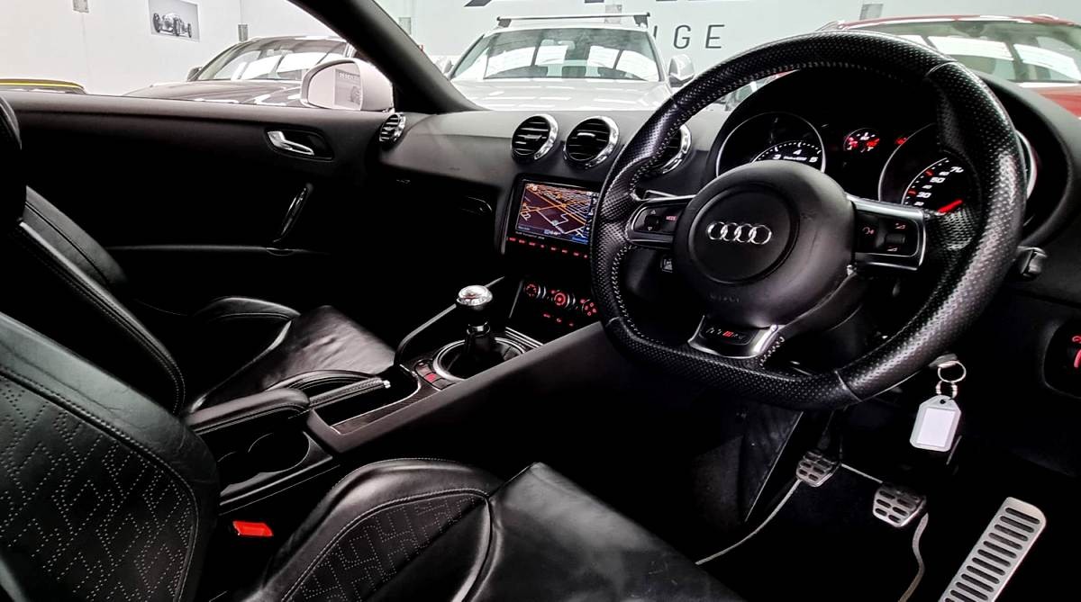 Carbon Fiber Accessories Interior Trim Car Gear Shift Panel Sticker, for Audi  TT 2007 2008 2009 2010 2011 2012 2013 2014 : Amazon.co.uk: Automotive