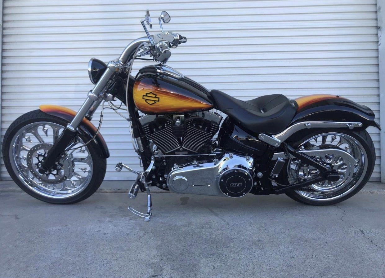 2015 Harley-Davidson Breakout - HappyGirl - Shannons Club