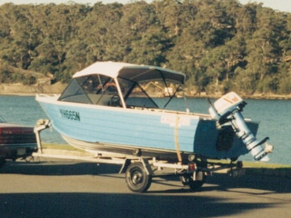 1990 Aluminium Hull Manta Craft