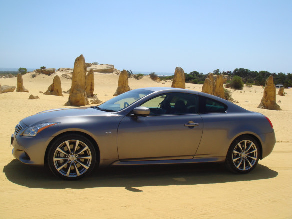 Nissan skyline 2008
