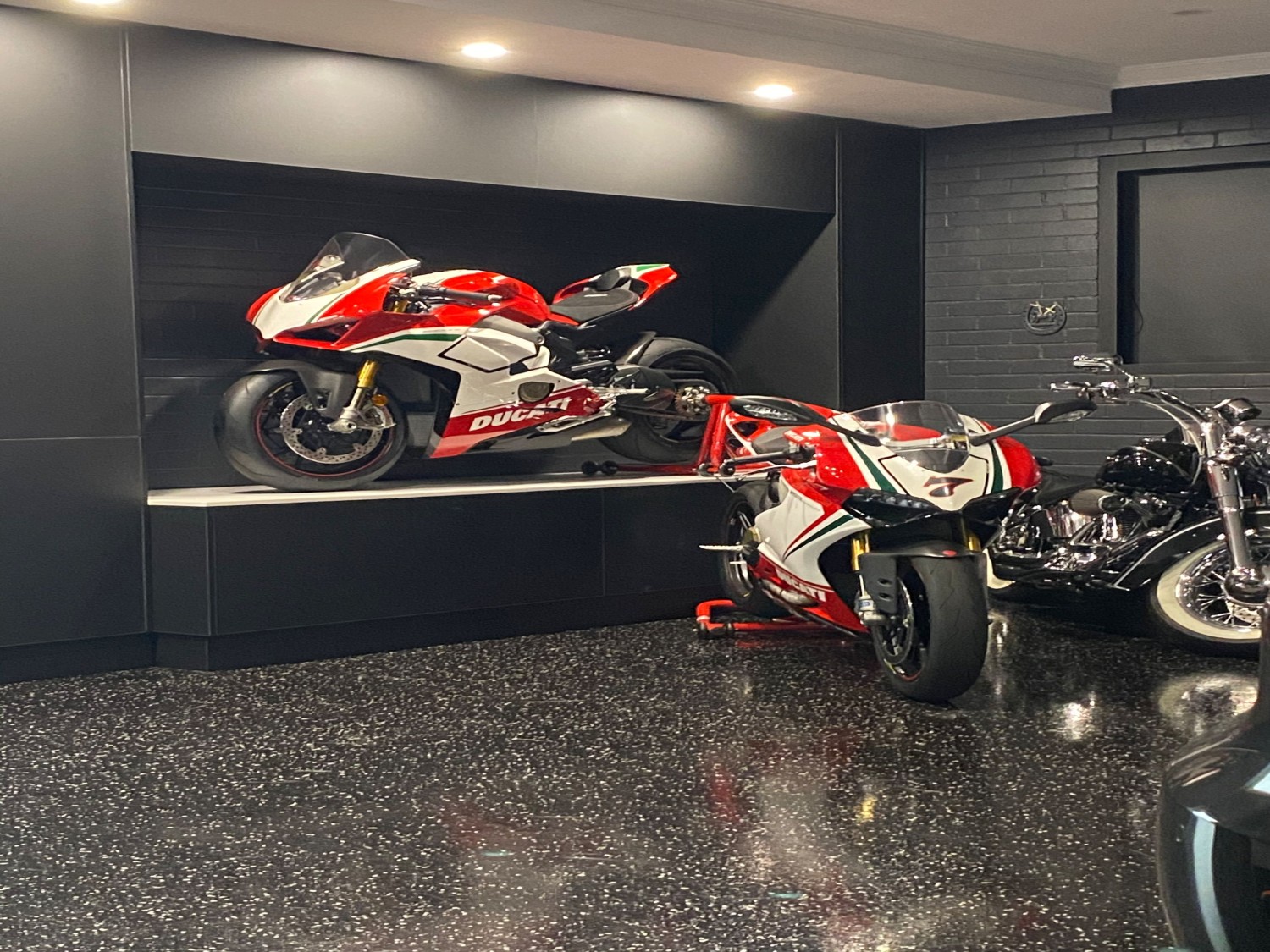 2018 Ducati 4v specially