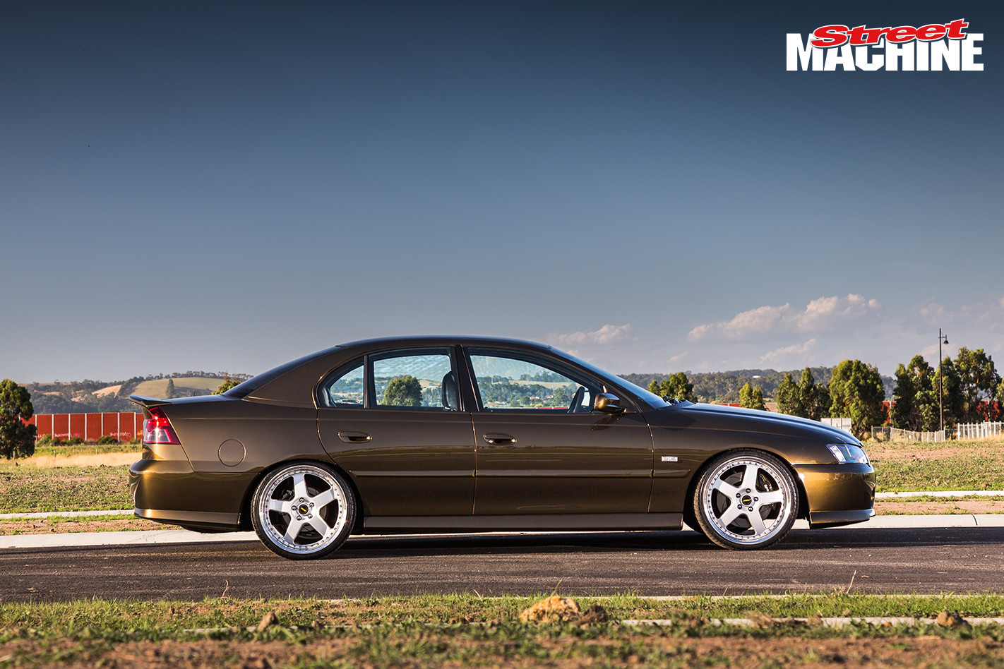 04 Commodore 2004 Holden Commodore SS - KINGGM - Shannons Club