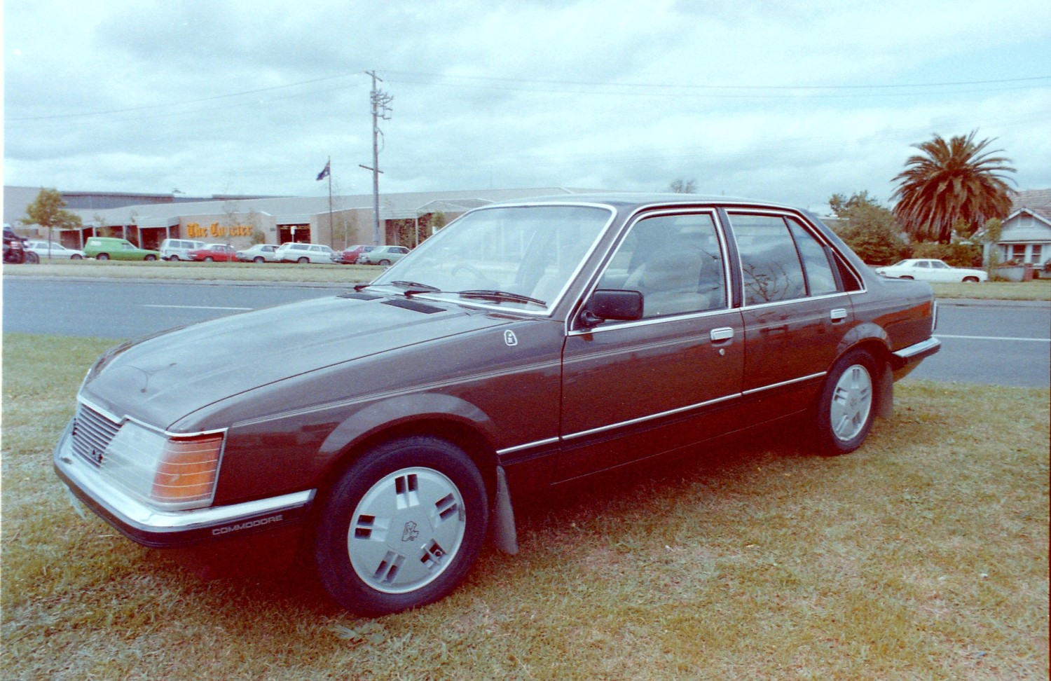 1981 Holden Commodore SLE