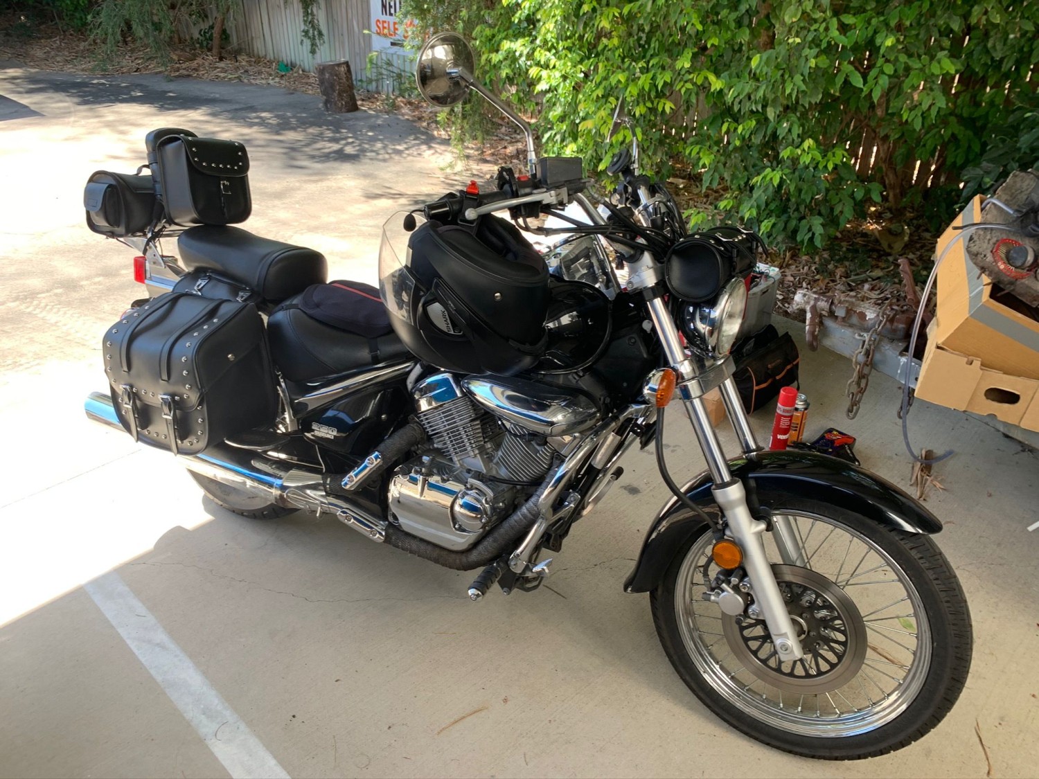 Saddlebags Suzuki Intruder 250