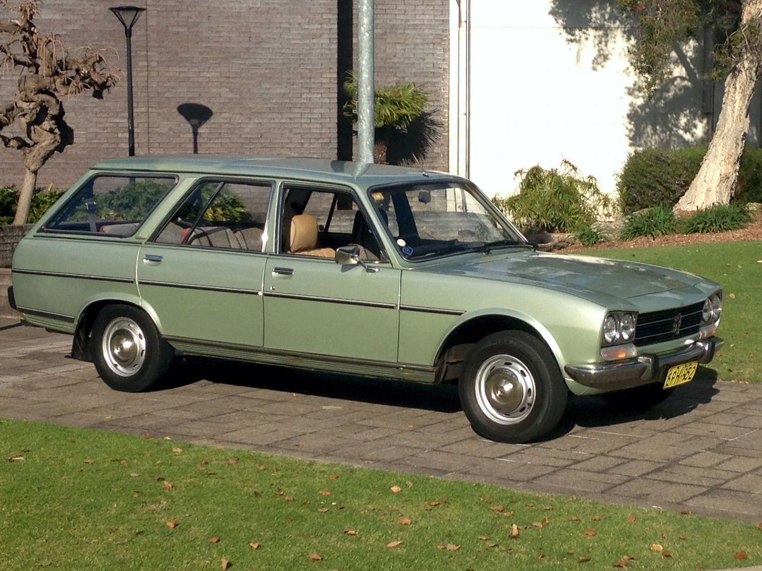 1983 Peugeot 504 Familiale - Facelman - Shannons Club