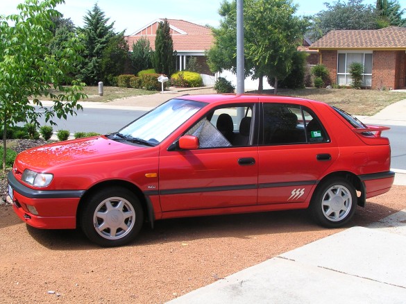 1992 Nissan PULSAR SSS - Beemer540i - Shannons Club