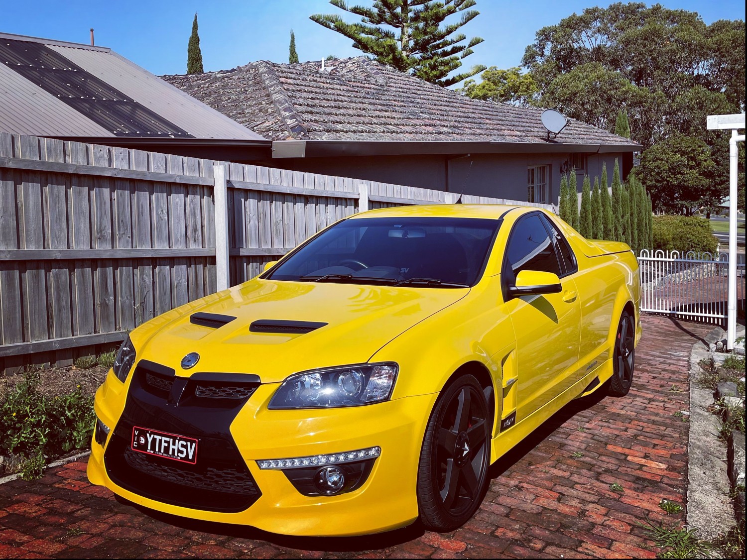 2011 Holden Special Vehicles MALOO R8 - Gank7 - Shannons Club