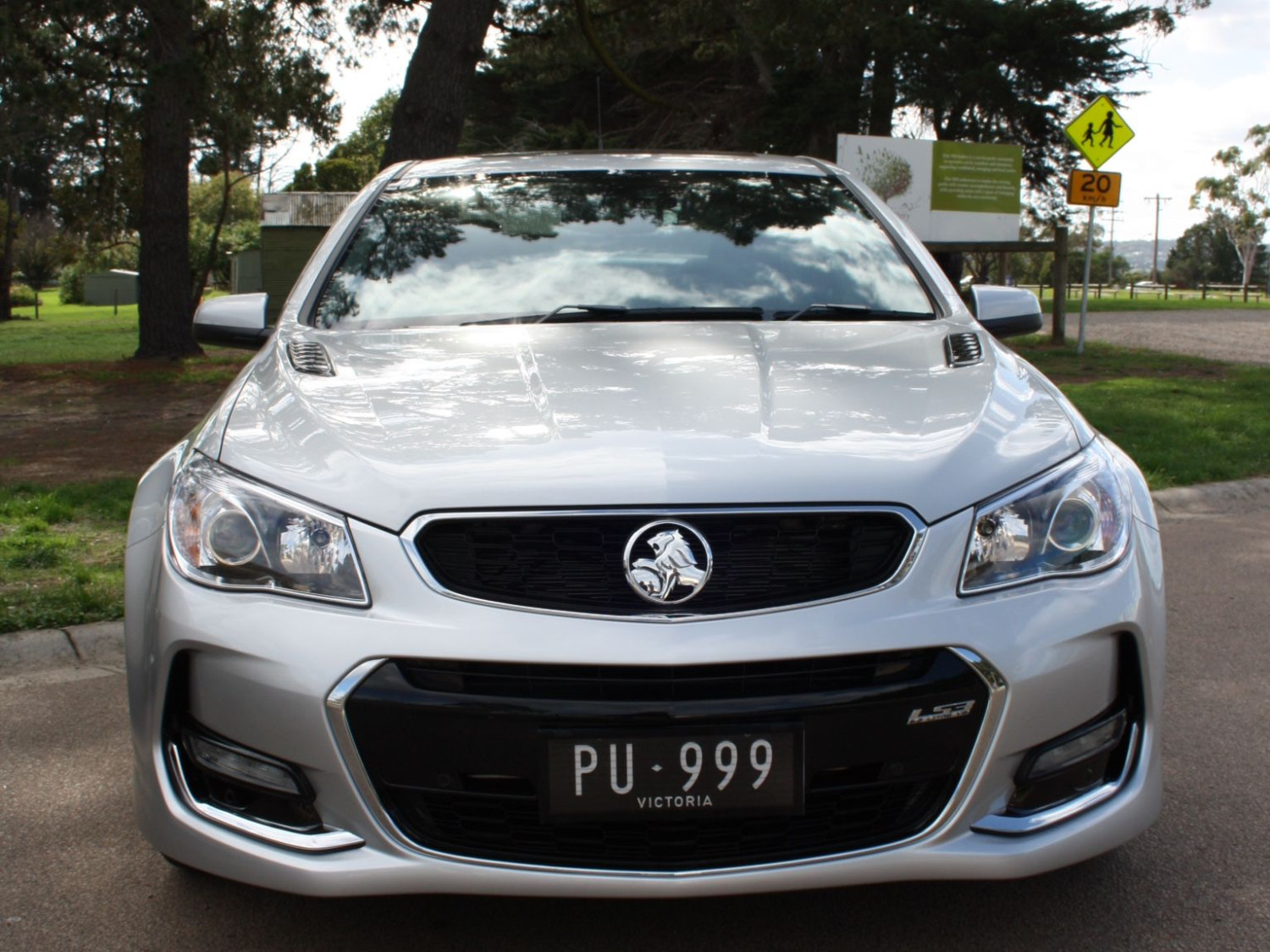 2016 Holden COMMODORE SS - philip64 - Shannons Club