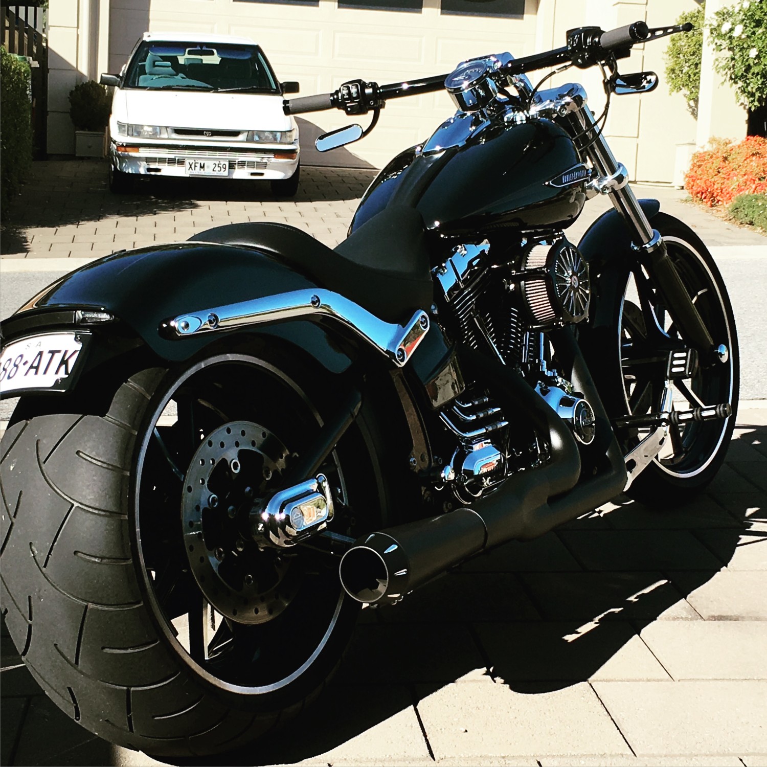 2014 Harley-Davidson Breakout - HSVGenF - Shannons Club