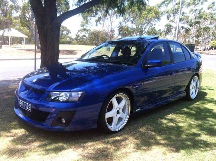 2004 Holden Special Vehicles CLUBSPORT | 2021 Shannons Club Online Show ...