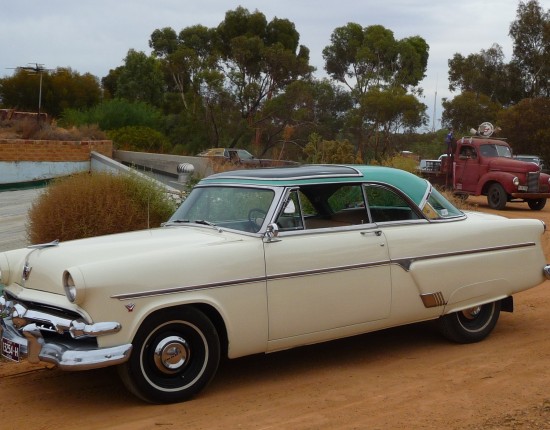 History of 1954 ford skyliner #6