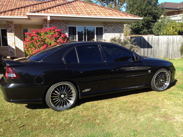 2002 Holden COMMODORE SS - Durwin - Shannons Club