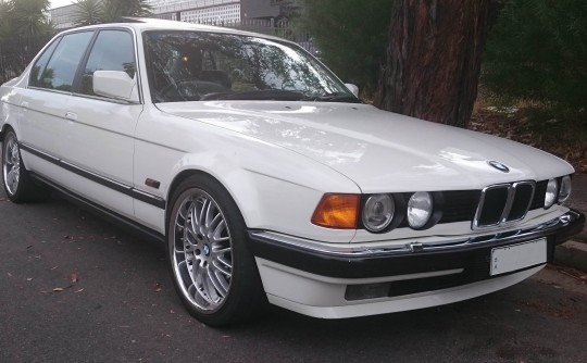 1990 BMW E32 735iL