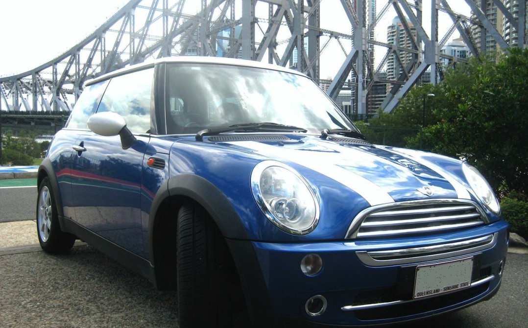 2011 Mini COOPER