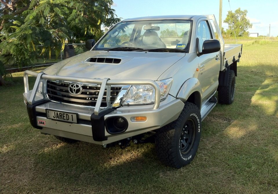 2012 Toyota HILUX (4x4)
