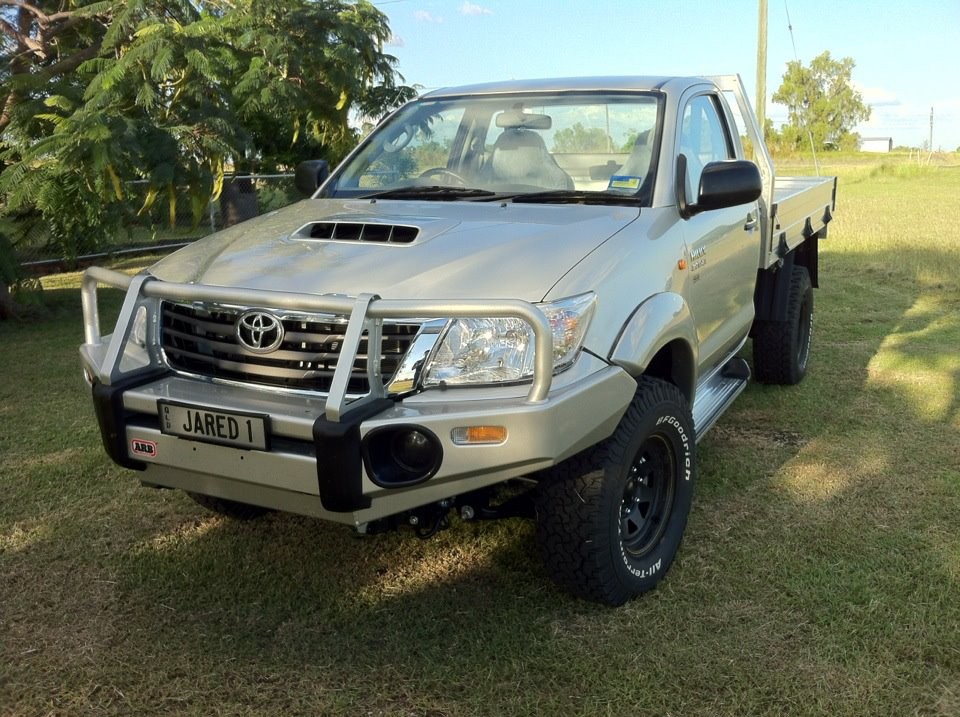 2012 Toyota HILUX (4x4)