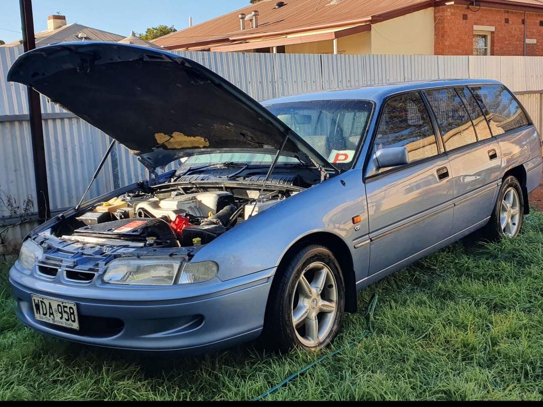 1997 Holden Vs commodore acclaim