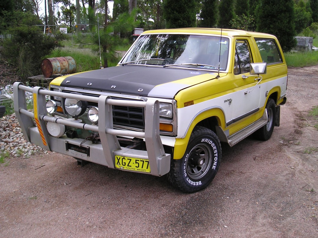 1980 Ford BRONCO (4X4)