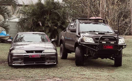 2005 Toyota HILUX (4x4)