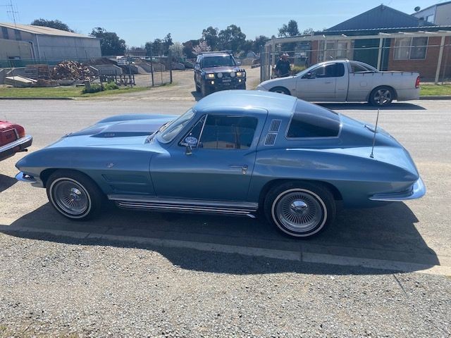 1964 Chevrolet CORVETTE STINGRAY