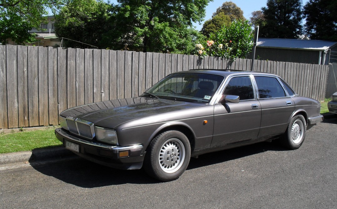 1991 Jaguar XJ 40