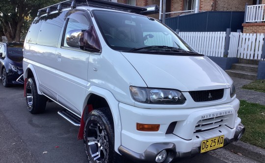 2003 Mitsubishi DELICA CHAMONIX