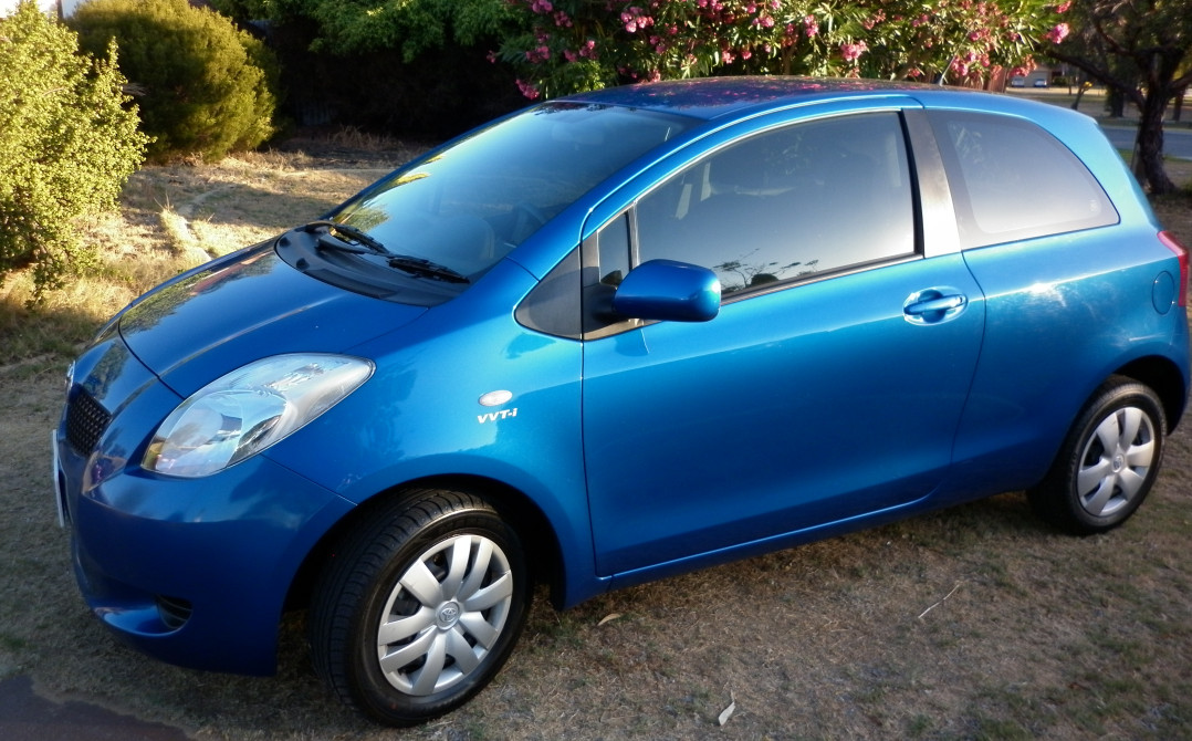 2008 Toyota YARIS YRS