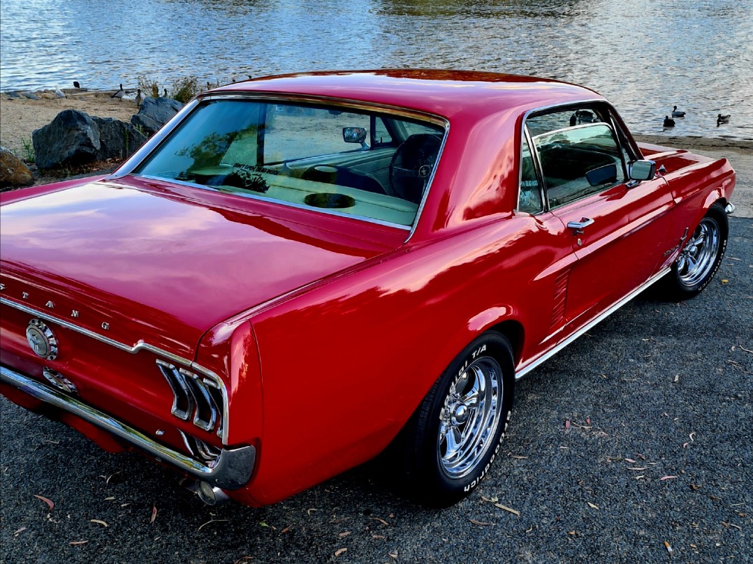 1967 Ford MUSTANG