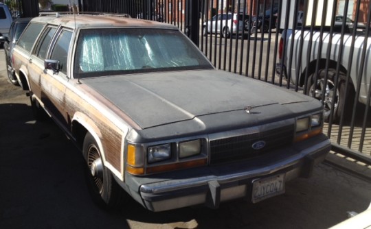 1988 Ford LTD Country Squire LX