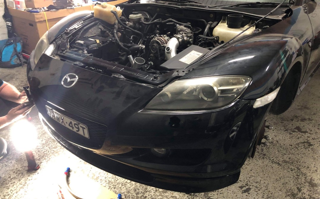 2004 Mazda RX-8 LUXURY