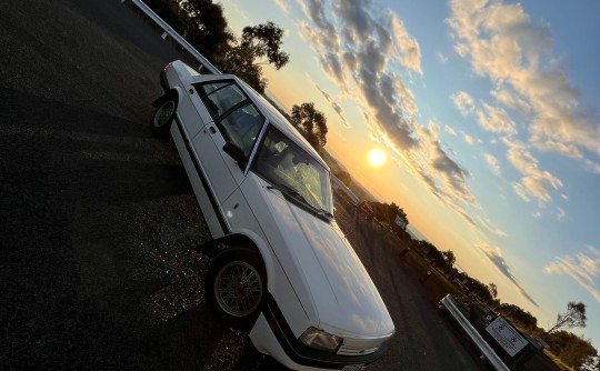 1986 Ford Fairmont Ghia