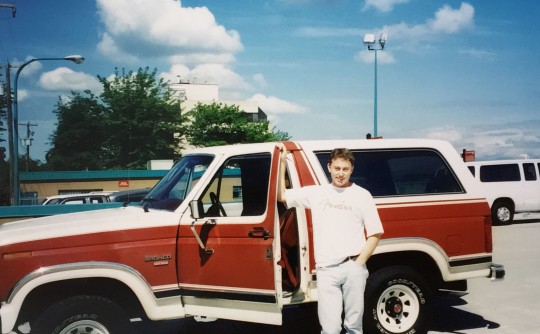 1986 Ford BRONCO (4X4)