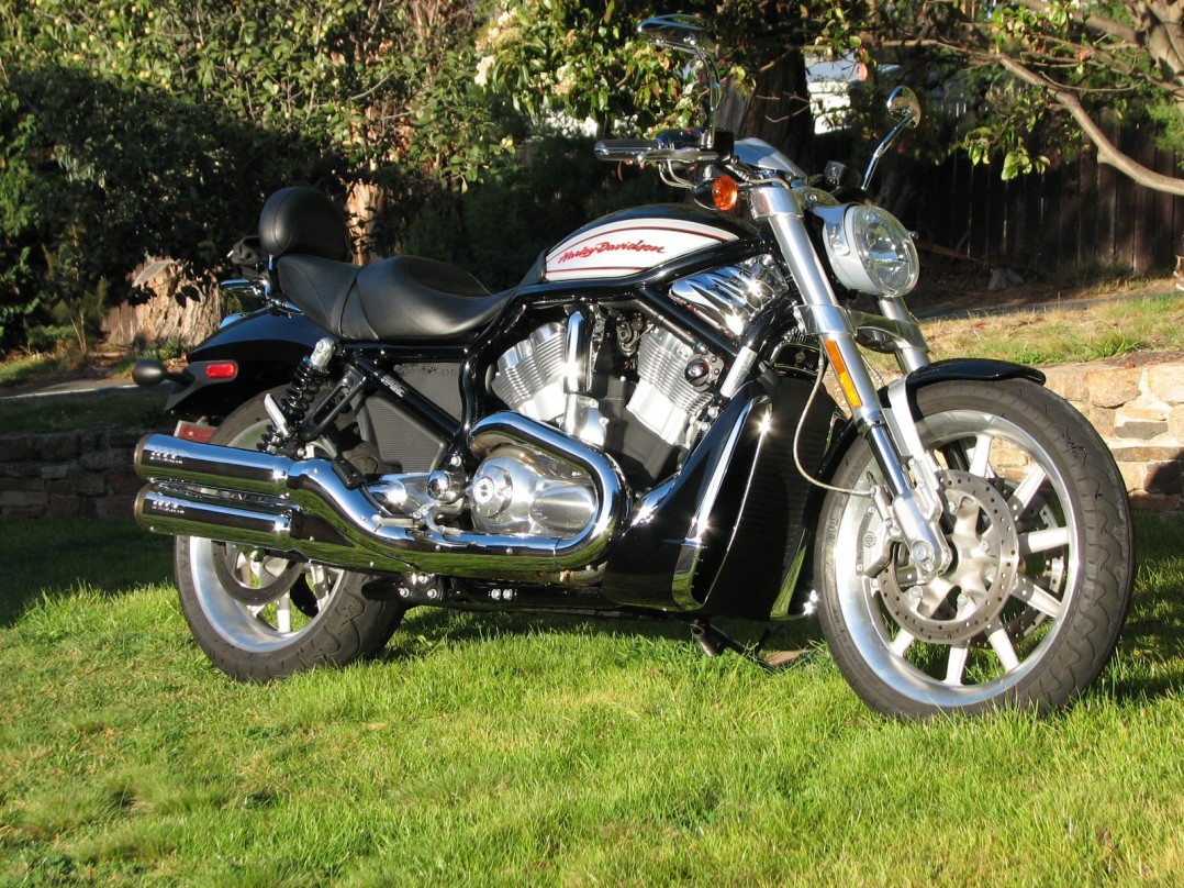 2006 Harley-Davidson 1130cc VRSCR STREET ROD