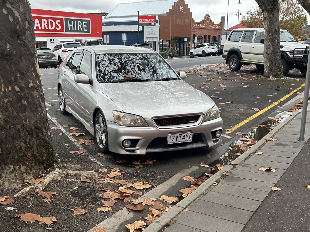 1999 Toyota Altezza