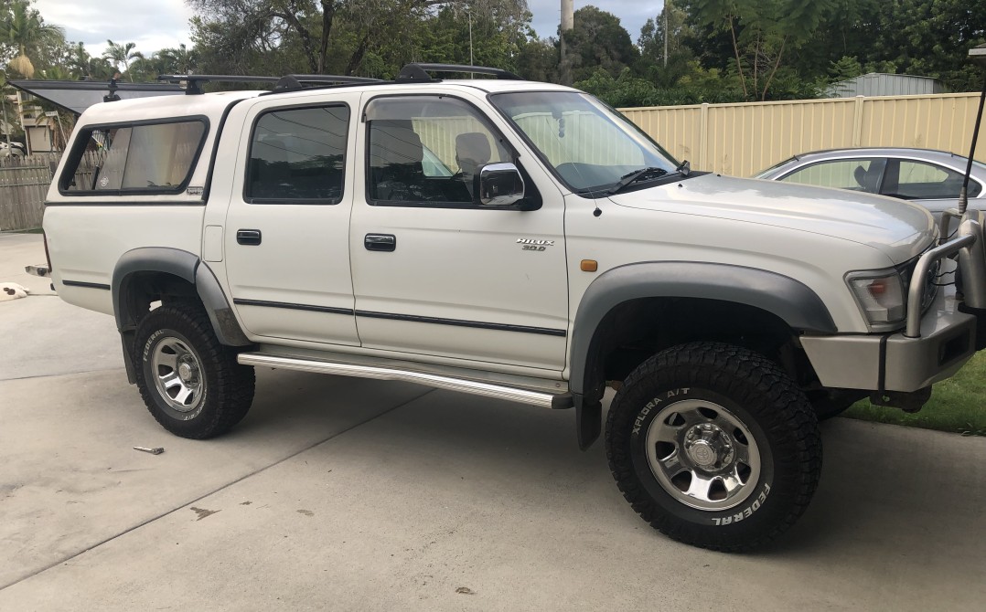 1998 Toyota HILUX (4x4)