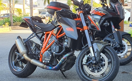 2014 KTM 1290 Superduke R