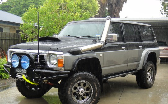 1991 Nissan PATROL (4x4)