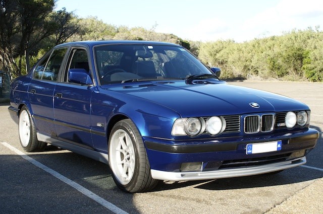 1990 BMW M5