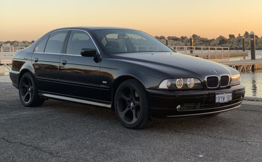 2003 BMW E39 530i