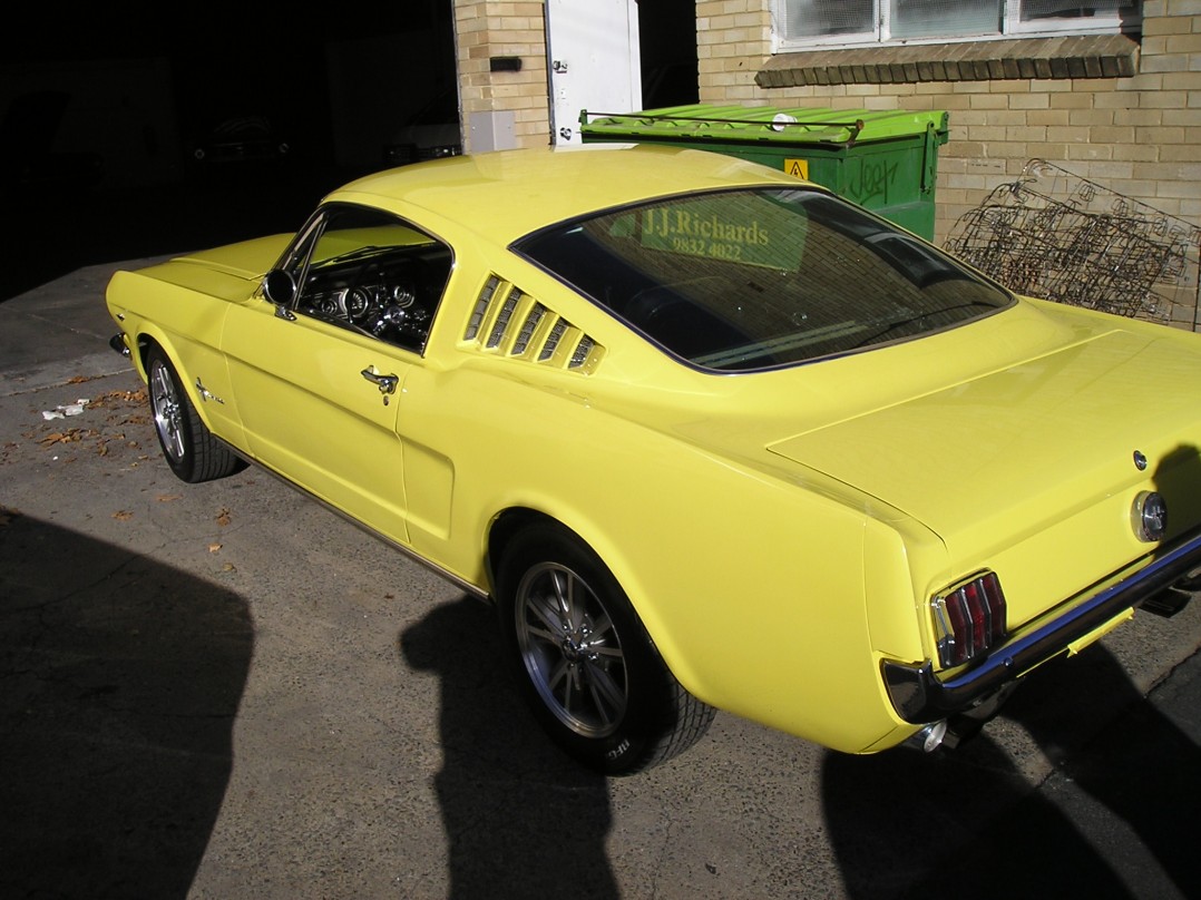 1966 Ford MUSTANG