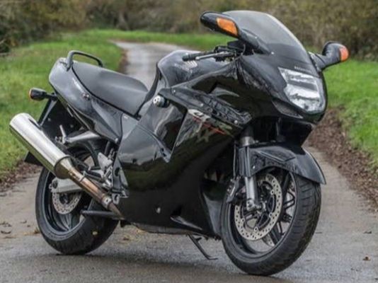2005 Honda 1137cc CBR1100XX (SUPER BLACKBIRD)